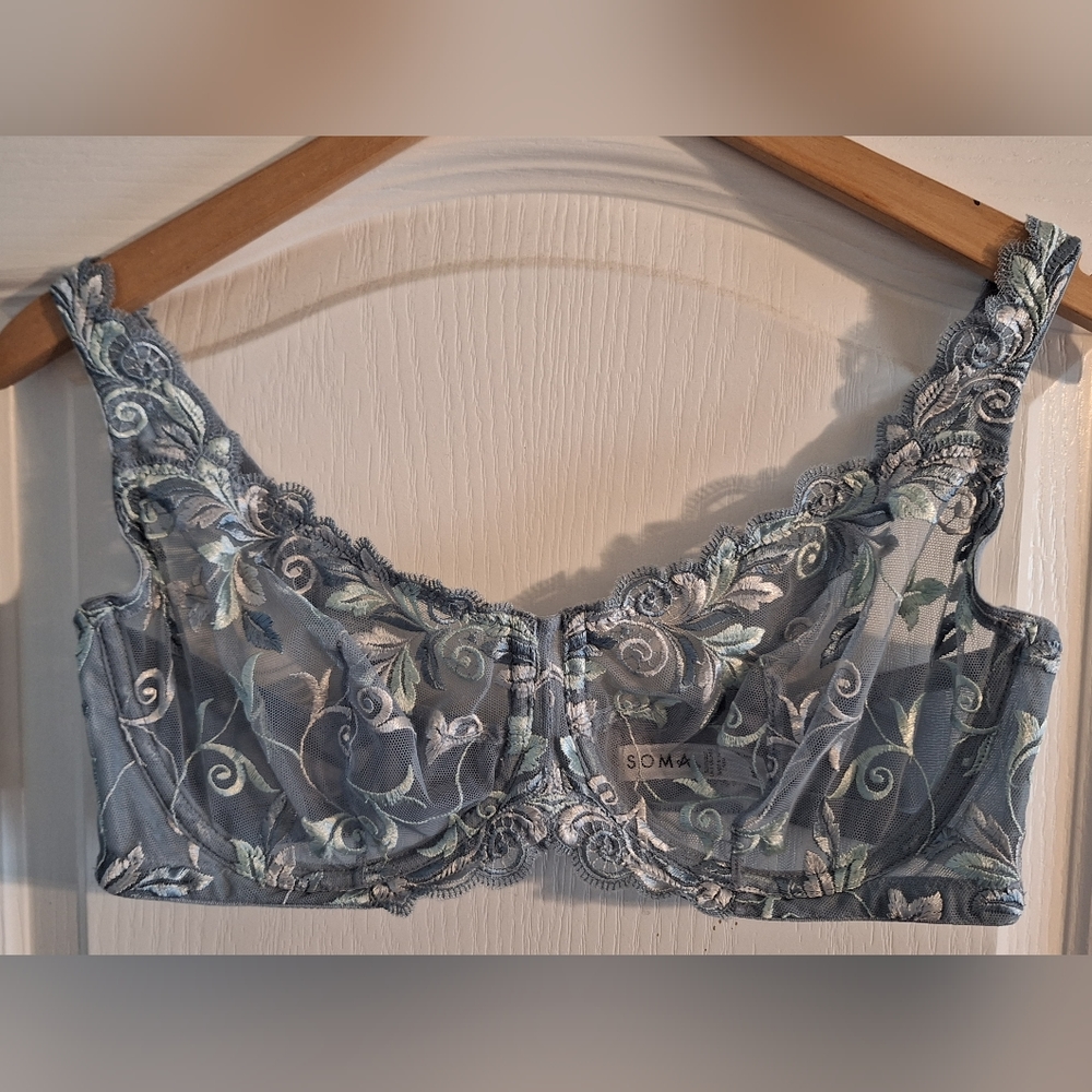Soma unlined lace bra